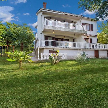 1 Bedroom Awesome Apartment In Malinska Exterior photo